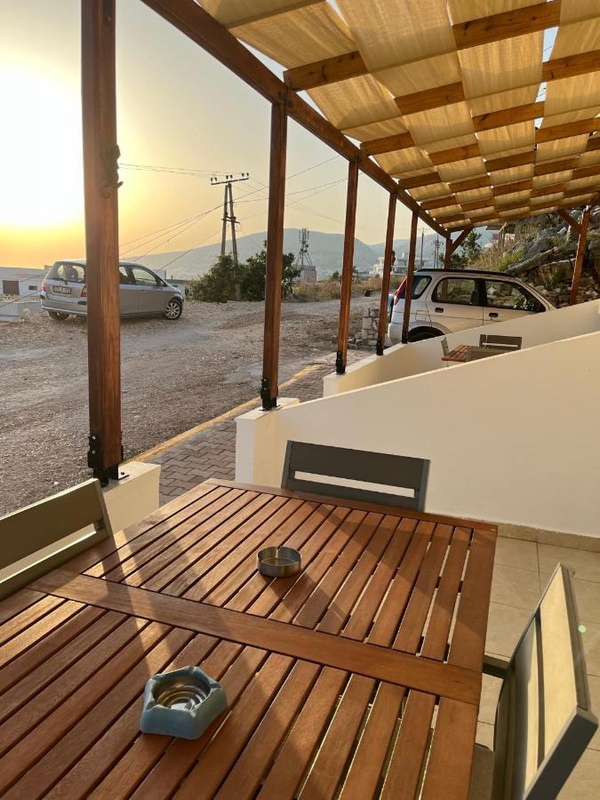 Bluemoon Suites Sarandë Eksteriør bilde