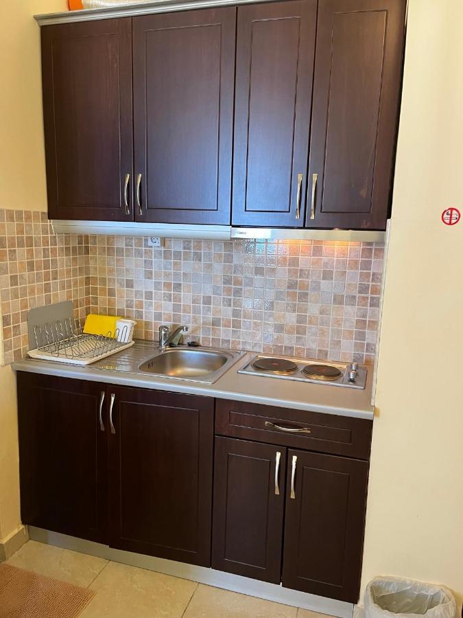 Bluemoon Suites Sarandë Eksteriør bilde