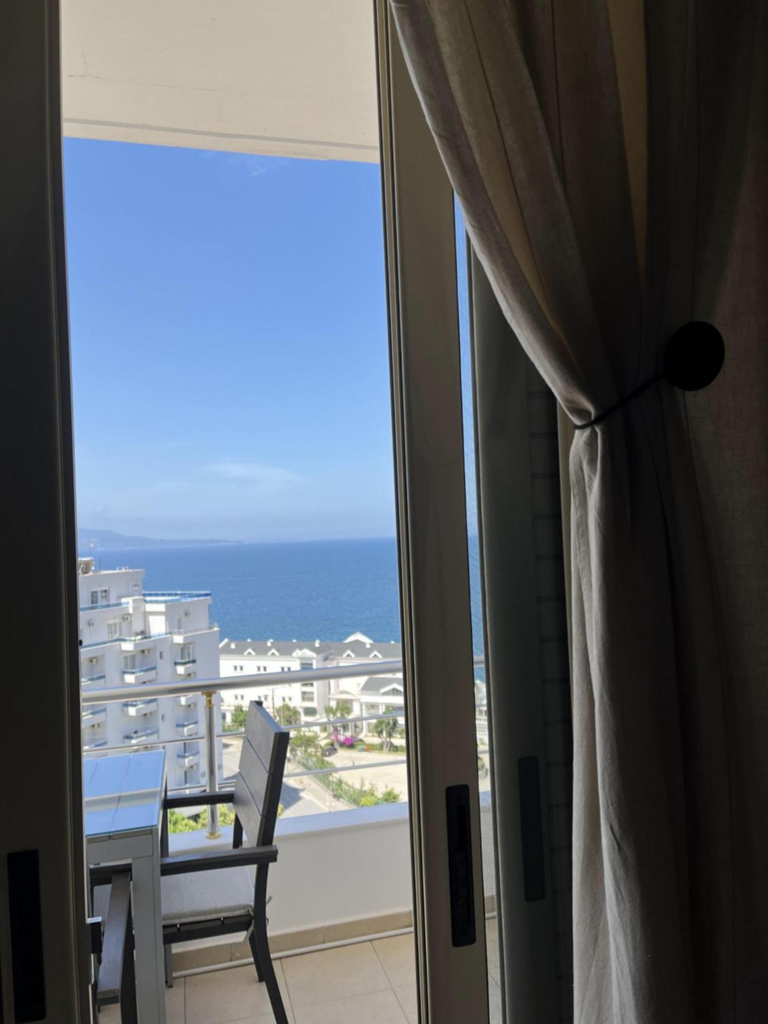Bluemoon Suites Sarandë Eksteriør bilde