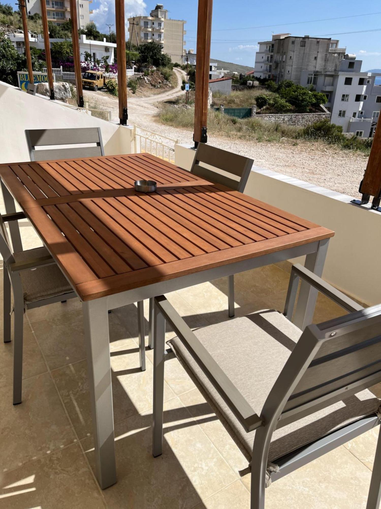 Bluemoon Suites Sarandë Eksteriør bilde