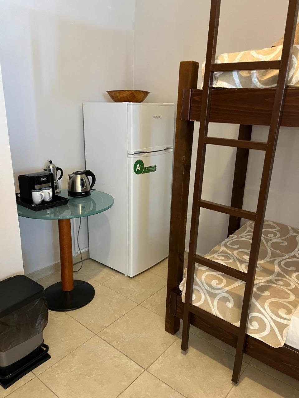 Bluemoon Suites Sarandë Eksteriør bilde